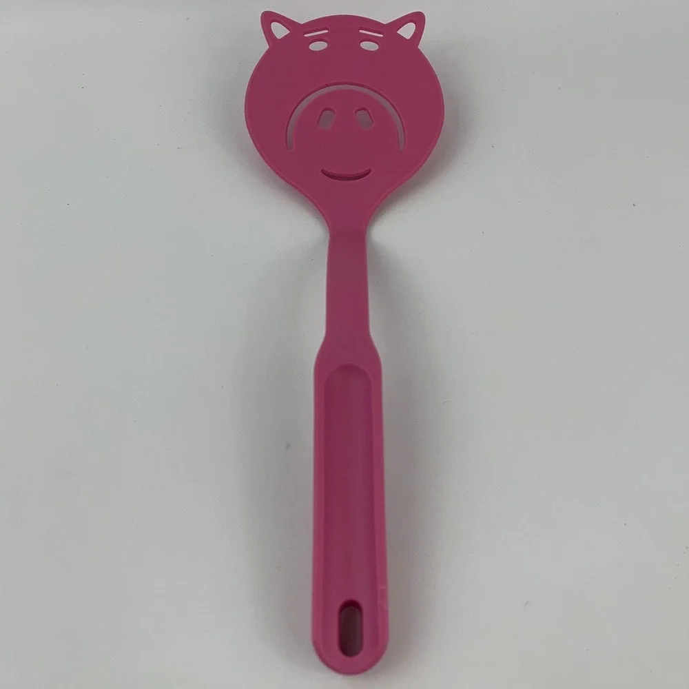 Pampered Chef Walt Disney Toy Story 4 Hamm Pink Pig Pancake Flipper Spatula